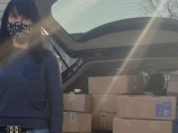 На Полтавщині партійці передають продуктові набори від Фонду Порошенка