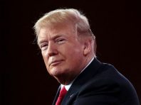 Трамп назвав марною тратою часу свої брифінги за COVID-19