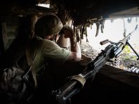 Бойовики обстріляли позиції ООС біля ділянки розведення: поранено двох українських військових