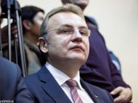 Садовий анонсував звільнення майже 200 працівників Львівської міськради