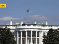 Спочатку ховали вірус, а тепер наживаються: радник Трампа висунув нові звинувачення Китаю