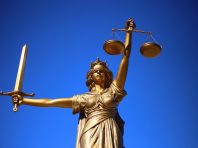 Оболонський суд виправдав туристів з Балі, які втекли з обсервації: чому це сталося