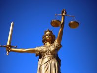 Окружний адмінсуд Києва відкрив справу через рішення Кабміну про закриття кордонів на час карантину