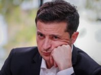 Зеленський дозволив персональну обробку даних хворих на коронавірус без їхньої згоди