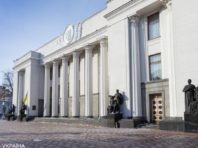 Комітет ВР звернеться до Держаудиту щодо закупівель засобів захисту для лікарів