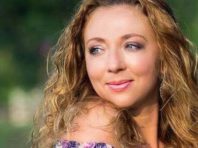 Письменниця розповіла про секрет щастя у Києві