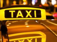 Справжнім таксі дозволили їхати за автобусами і тролейбусами