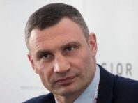 Кличко прозвітував про запуск громадського транспорту у столиці