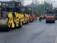 У вихідні дні асфальтували ряд вулиць у Києві