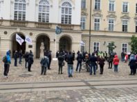 Карантин у Львові: представники бізнесу вийшли на протести