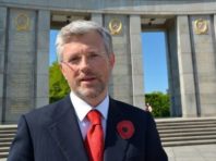 Посол України в Німеччині відмовився брати участь в церемонії щодо Другої світової в Берліні спільно з послом РФ