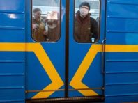 З 25 травня Кабмін дозволить роботу метро і відкриє дитсадки