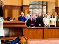 Столичні суди чекають киян на лаві присяжних