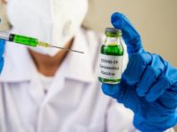 Вчені в Оксфорді запевняють, що вакцина від коронавірусу не буде дорогою