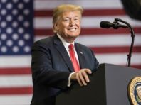 Трамп і Пенс щодня здаватимуть тести на коронавірус