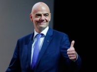 Президент ФІФА назвав “неймовірним” минулий футбольний рік для України