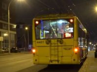 Цієї ночі скоротять режим роботи тролейбусів