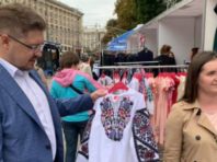 Андрій Андрущенко: вартість розміщення засобів пересувної торгівлі у Києві знизили на 50 відсотків
