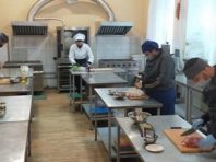 У професійно-технічних закладах освіти Києва відновили навчання з особливими умовами [Фото]