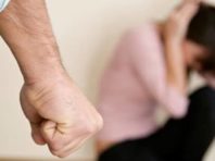 Киянина судитимуть за знущання з дружини