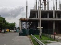 На Борщагівці знесуть скандальну опору, яка заважає руху транспорту