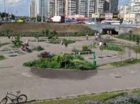 Завдяки ініціативним киянам облаштували сквер на Троєщині