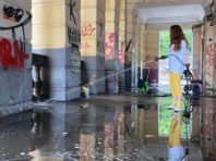 Активісти відмили перехід у центрі столиці [Фото]