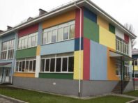 Більшість шкіл і дитсадків столиці убезпечені від небажаних історій на території