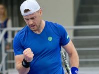 Двоє українців перемогли на старті турніру в Словаччині