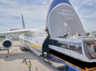 Український «Руслан» перевіз два вагони поїздів з Німеччини у Китай [Фото]