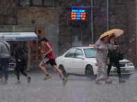 На Київ знову суне гроза