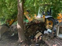 У Биківні прибрали гори сміття: порушників благоустрою будуть «відловлювати»