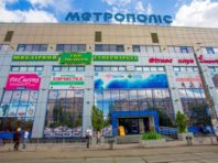 Столична поліція відреагувала на “замінування” авто біля одного із торгових центрів