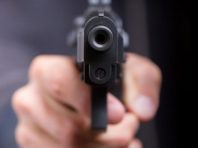 У Києві повідомили про підозру чоловіку, який влаштував стрілянину на Подолі