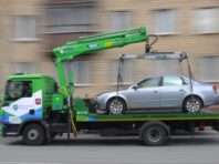 У Києві евакуюватимуть припарковані на велосмугах автомобілі – КМДА