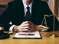 У Києві до 10 років позбавлення волі засудили адвоката за крадіжку 6 млн гривень