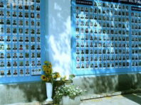 На Михайлівській площі відкрили оновлену Стіну пам’яті героїв [Фото]