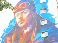 Одну з київських стін прикрасили портретом Петра Франка
