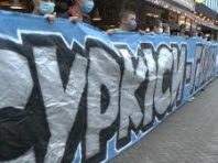 “Результати не замінять честі”: ультрас “Динамо” знову протестували проти Суркісів і Луческу