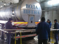 На Голосіївському проспекті аварія на трубопроводі: без води залишилися мешканці шести будинків