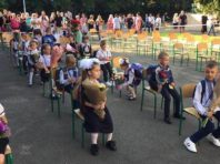30 тисяч першокласників почали навчання у столичних школах