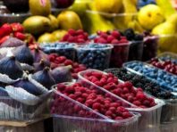 Перші ярмарки осені тривають у Києві
