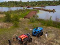 По суші та воді: для відвідувачів Чорнобильської зони розробили унікальний маршрут на всюдиходах