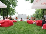 У столичному парку Шевченка показують романтичне кіно
