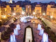 Київські фонтани будуть світитися і співати до кінця вересня