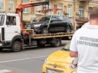 За два місяці у Києві порушили правила паркування на 2,7 мільйона гривень