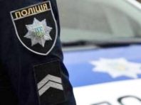 Патрульні на льоту спіймали жінку, яка вистрибнула з 15 поверху