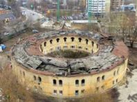 У Печерському районі рестраврують Наводницьку вежу [Фото]