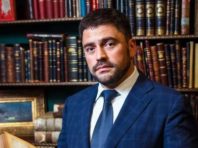 На Оболони в день голосования наблюдаются провокации против одного из кандидатов