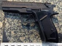 У Києві зловмисник вистрілив у перехожого